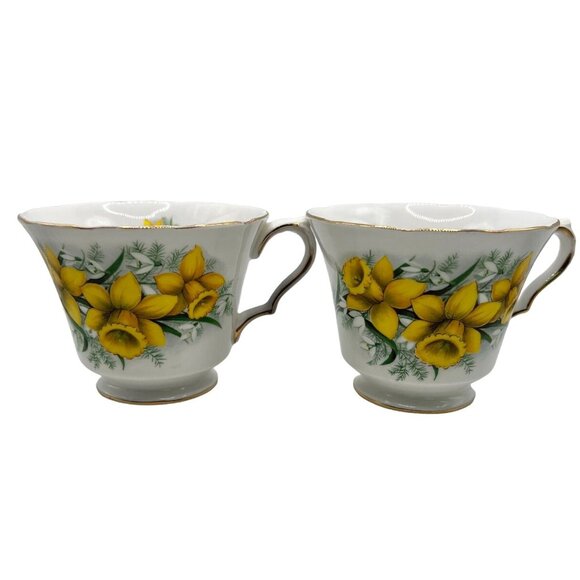 VTG Royal Kent Staffordshire England  China Pattern 8259 Yellow Daffodil Teacups - Picture 1 of 6